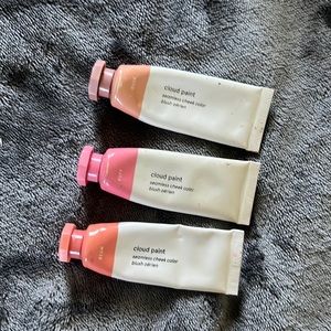 Glossier Cloud Paints